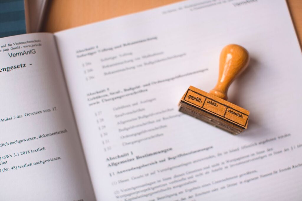Documents officiels et cachet